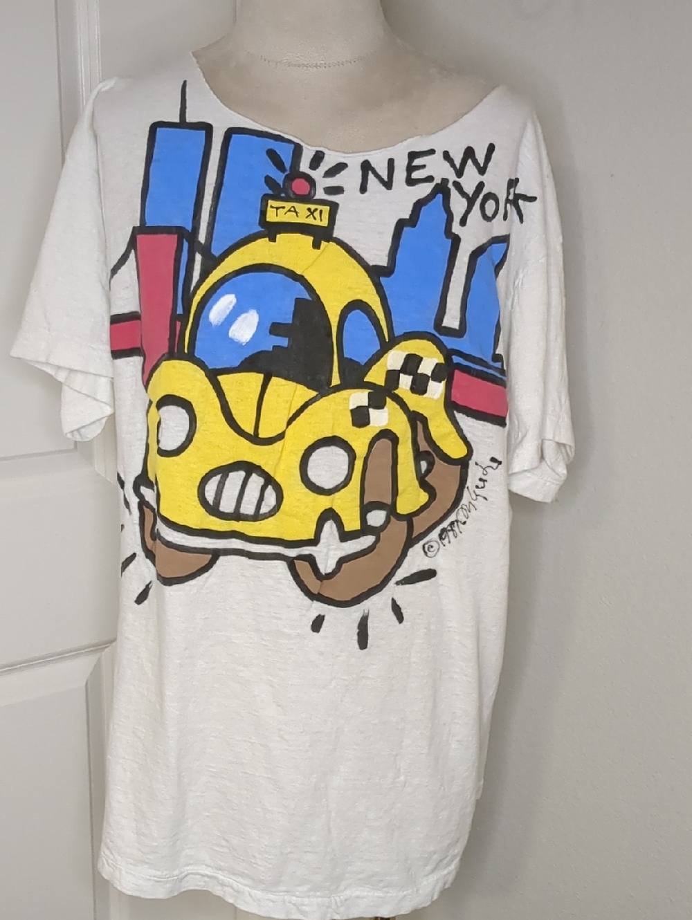 Vintage 80s New York City Hand Painted T-shirt NYC Taxi Signed 1987 Street Art